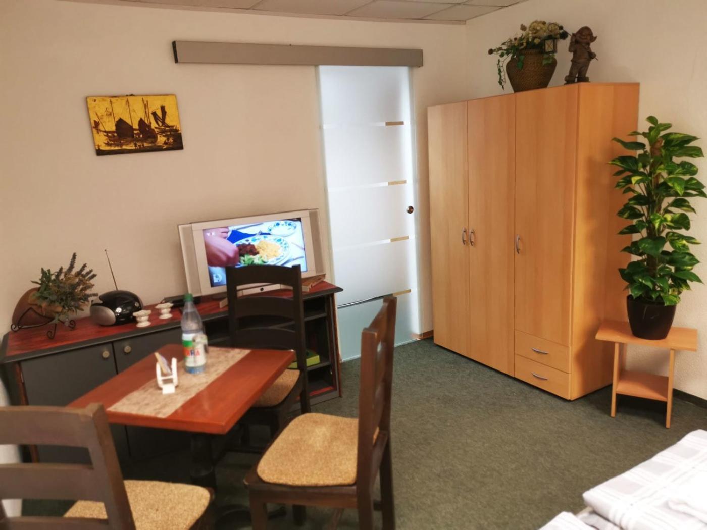 Gaestezimmer- Und Ferienzimmer Am Gewoelbekeller Meißen Exterior foto