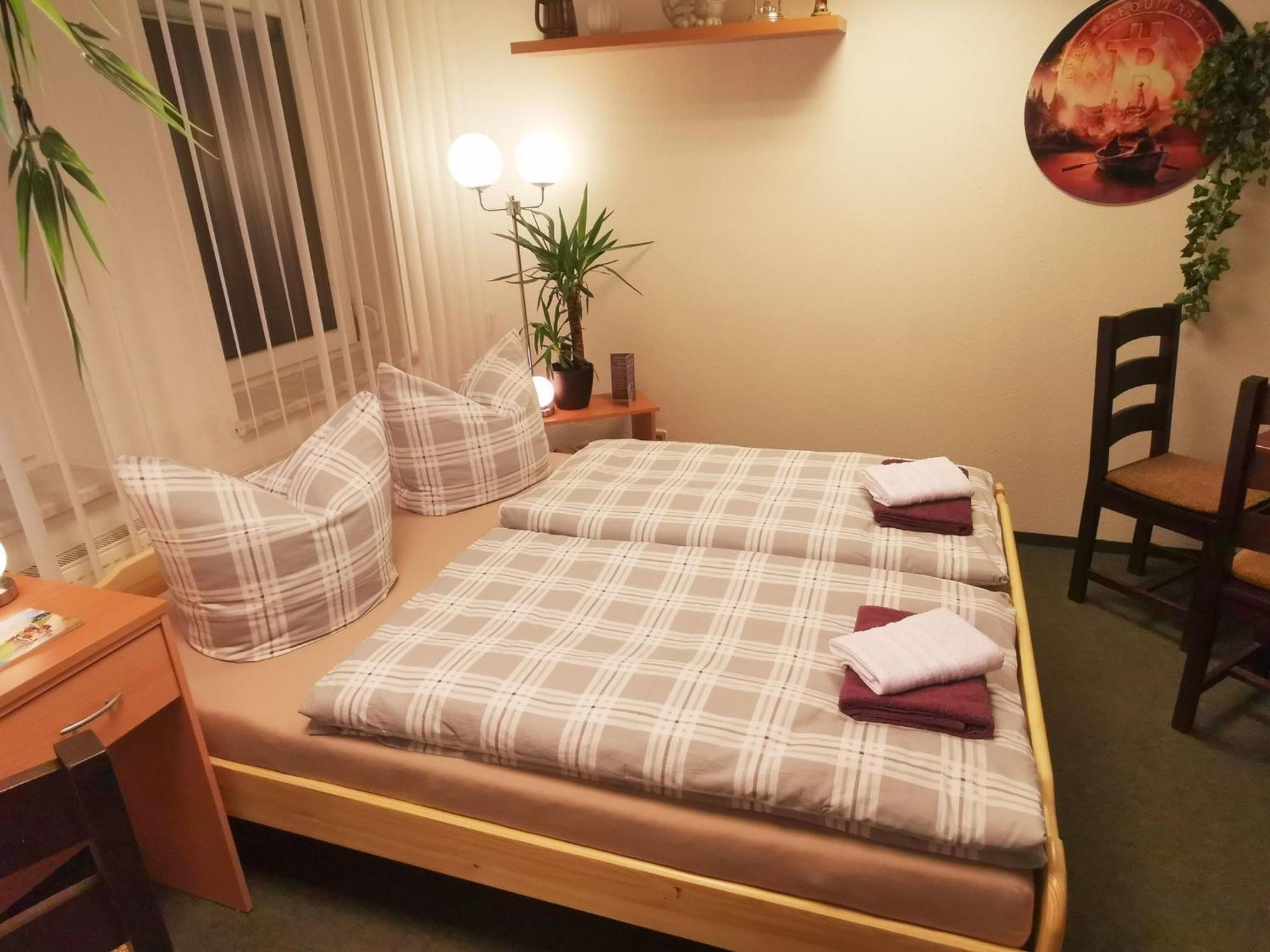 Gaestezimmer- Und Ferienzimmer Am Gewoelbekeller Meißen Exterior foto